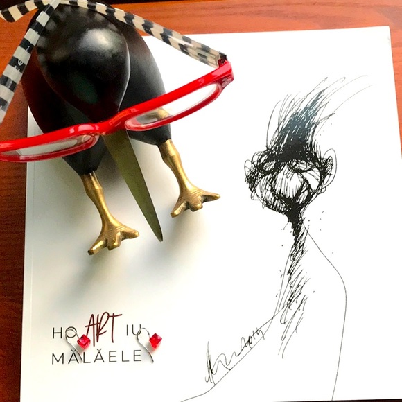 Swarovski elements cube earrings - Picture 12 of 12